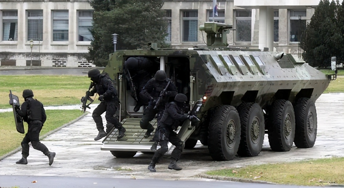 一位轉(zhuǎn)業(yè)后的特種兵，辦農(nóng)場種瓜菜，靠1個(gè)優(yōu)點(diǎn)，年賺200萬